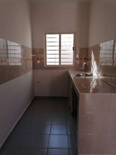 Imagen 4 de 21 de Bonita Casa En Venta De 1 Piso