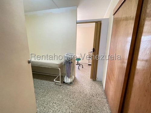 Se Alquila Ofic Altamira