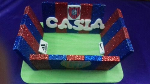 Cancha San Lorenzo Adorno Torta Chirimbolos