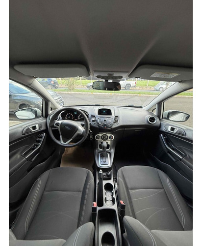 Ford Fiesta 1.6 SE PLUS DIRECT HATCH 16V FLEX 4P POWERSHIFT