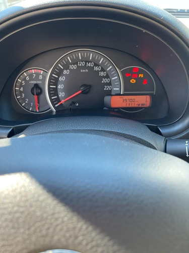 Nissan March 1.6 Advance Mt 2019