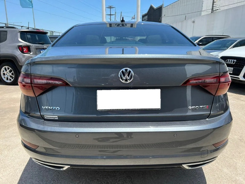 Imagen 6 de 25 de Vento Highline 250tsi Al Us