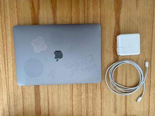 Mac Book Pro 2017 8 Gb Ram I5