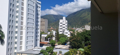 Bello Apartamento Totalmente Restructurado En Alquiiler Altamira 