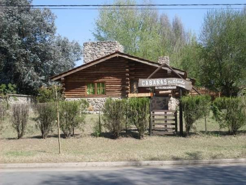 Imagen 2 de 12 de Cabañas Frente Al Rio