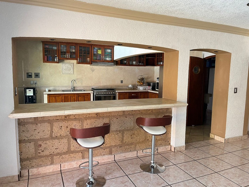 Casa En Cuernavaca Con Alberca