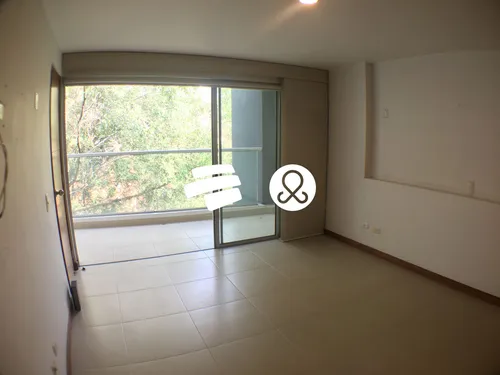 Lujoso Apartamento En El Corazón De Laureles