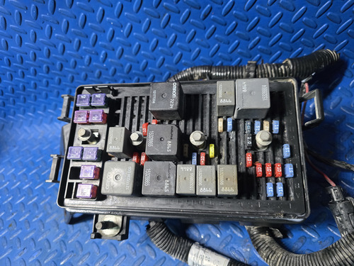 Modulo Caja De Fusibles Pontiac Grand Prix 3.8 Litros 2006 (Usado)
