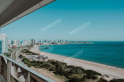 Espectacular Apartamento Duplex En Primera Fila En Playa Mansa