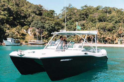 Catamarã Garnet Offshore 270dc