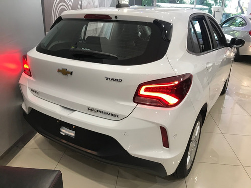 Imagen 7 de 25 de Chevrolet Onix 1.0 Turbo Premier Ii At 0km