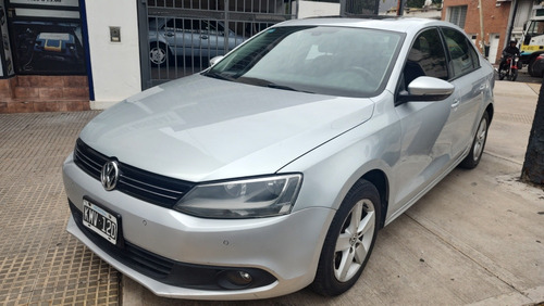 Volkswagen Vento 2.5 Luxury 170cv