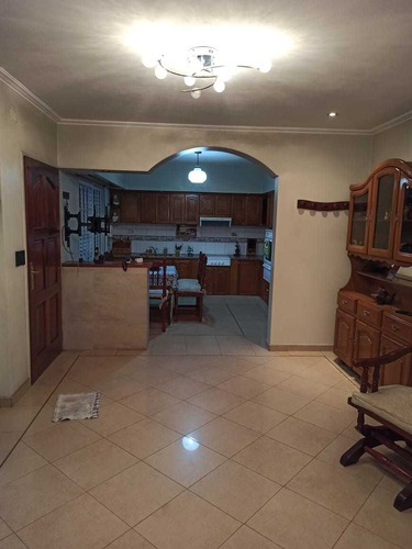 Imagen 11 de 14 de Casa Ph 4 Amb San Justo 3 Dorm,garaje Patio.excelente Estado