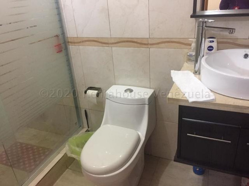 Imagen 2 de 22 de En Venta Casa En Puerta Maraven