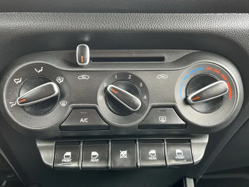 Kia Soluto 1.4 Emotion Mt