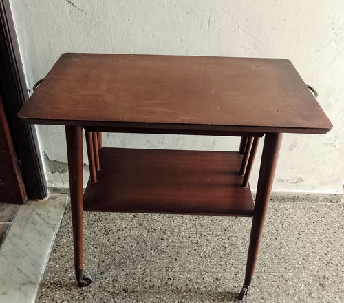 Mesa Vintage Con Ruedas.