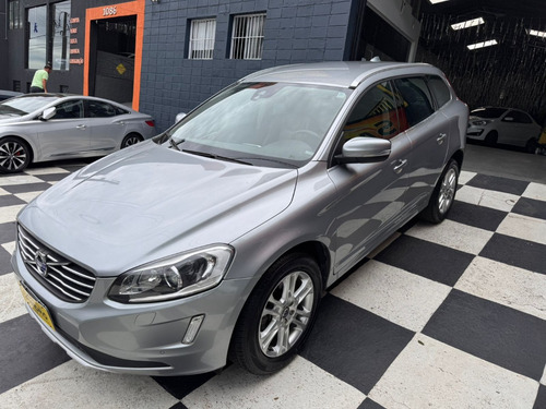 Volvo XC60 2.0 T5 Dynamic Drive-e 5p