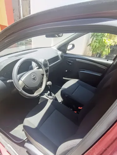 Nissan Aprio 1.6 Base Ac Automático