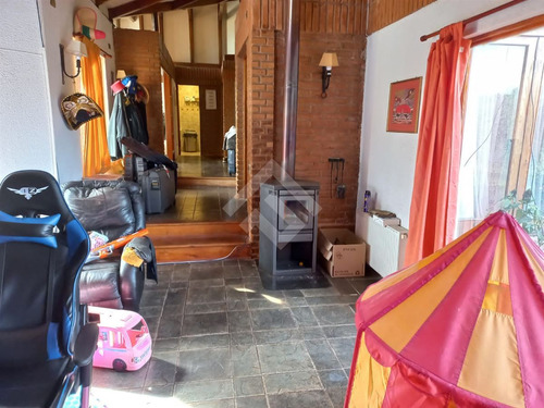 Parcela En Venta, Seis Dormitorios,los Laureles, Limache