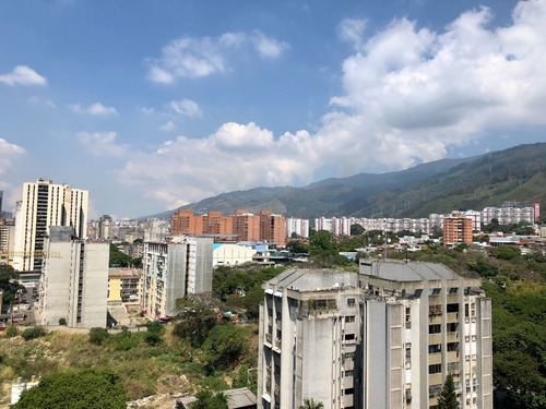 Imagen 10 de 24 de Vendo Apartamento Los Caobos Sector Las Palmas Con Espectacular Vista