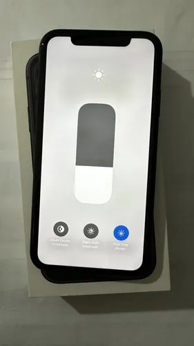 Apple Iphone 11 (128gb ) - Preto Barato + Brindes Conservado