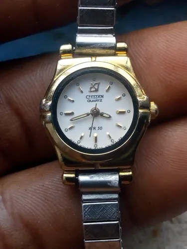 Reloj citizen 2025 wr 50 caballero