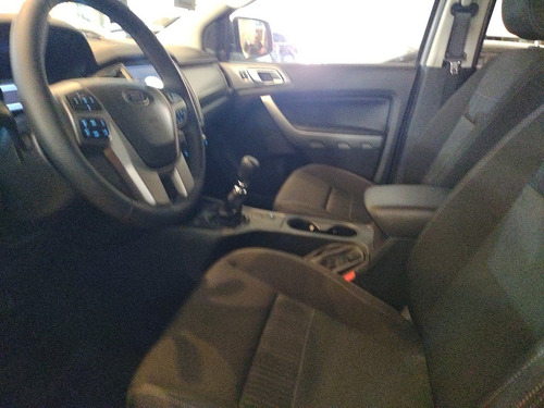Imagen 25 de 25 de Ford Ranger 4x2 Cd 3.2 Xlt Mt Entrega Inmediata!