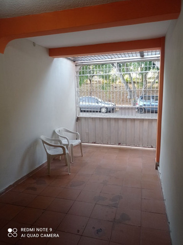 Imagen 7 de 22 de Se Vende Casa En San Diego Con Local Comercial Urb. La Esmeralda Foc-1205 04125067379 04244900499