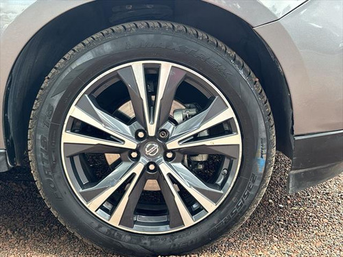 Nissan Pathfinder 3.5 Exclusive Cvt