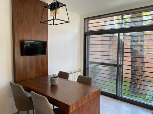 Imagen 2 de 13 de Hermoso Duplex 4 Ambientes Con Cochera En Canning