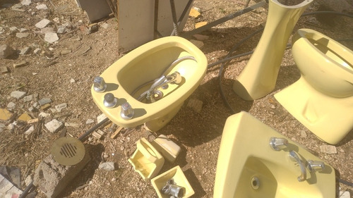 Imagen 1 de 3 de Juego De Baño Usado Como Nuevo