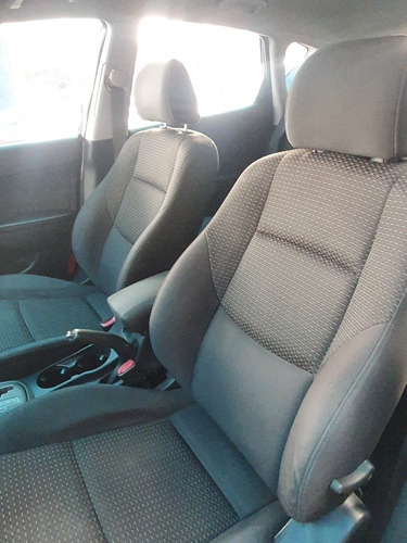 Imagem 8 de 15 de Hyundai I30 2010 2.0 Gls Aut. 5p