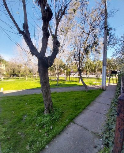 ¡¡¡ Ubicación Inmejorable, Ideal Para Remodelar A Tu Gusto !
