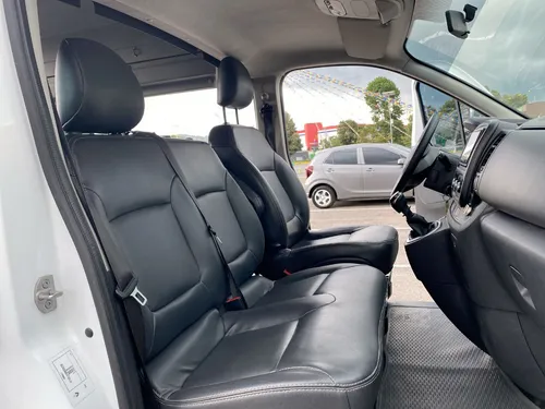 Renault Trafic 1.6 Mt Diesel 2021