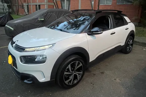Citroën C4 Cactus 1.6 Shine Turbo Aut