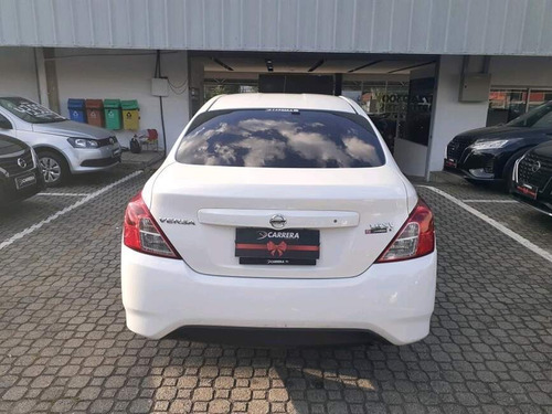 Imagem 4 de 12 de Versa 1.6 16v Flexstart Sv 4p Xtronic