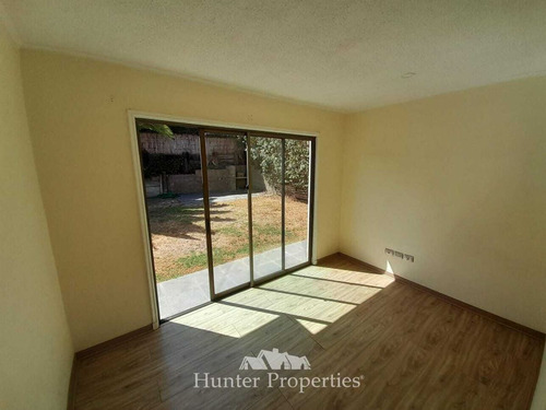 Casa En Venta De 4 Dorm. En Quintero