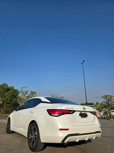 Nissan Sentra 1.8 Sense Mt
