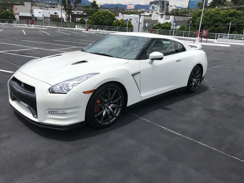 Imagen 11 de 15 de Nissan Gtr Biturbo Premium 2015 (nuevo, De Coleccion)