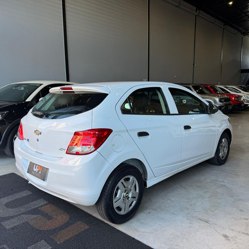 Chevrolet Onix HATCH Joy 1.0 8V Flex 5p Mec.
