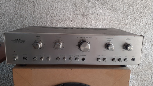 Amplificador Akai Aa-5510