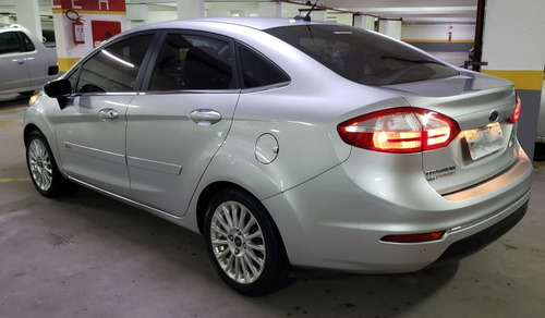 Ford New Fiesta Sedan 2015 1.6 Titanium Flex Powershift