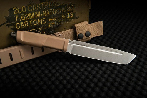 Cuchillo Extrema Ratio Giant Mamba Desert