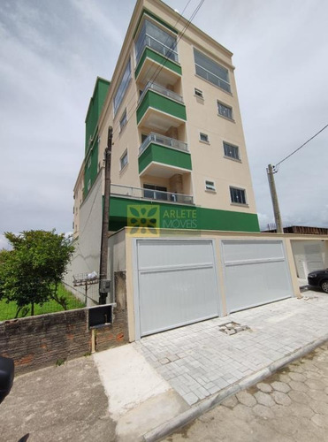 Imagem 2 de 11 de Apartamento No Bairro Perequê Em Porto Belo Sc - 4144