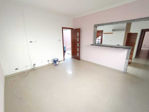Imagem 5 de 14 de Casa 2 Dormitórios Isolada 9x27 Edícula 100m Do Mar Amj85