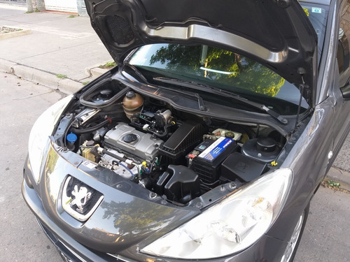 Peugeot 207 Compact 1.4 5p Xs/alluere 2010