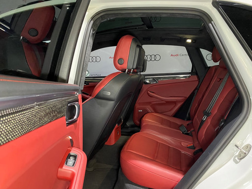 Porsche Macan 3.7 Turbo At