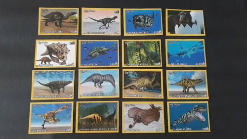 Album Dinosaurs Con Lote Figuritas Sin Repetir Y Juguete