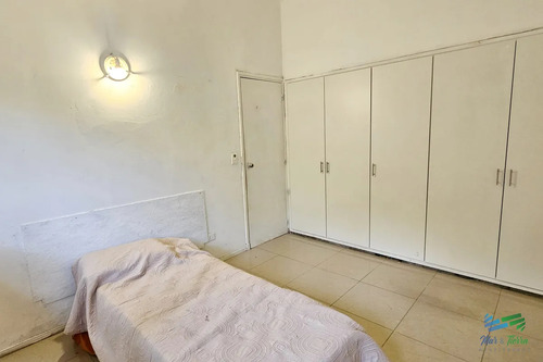 Venta De Casa 3 Dormitorios Y Servicio En El Golf Punta Del Este