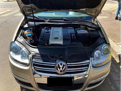 Imagen 9 de 25 de Volkswagen Vento 2009 2.0 T Fsi Elegance Dsg